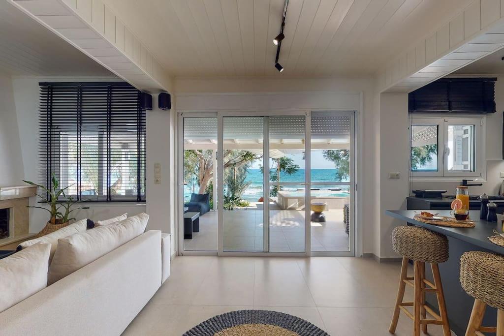 Nikkon Luxury Living Vila Arvi  Exterior foto